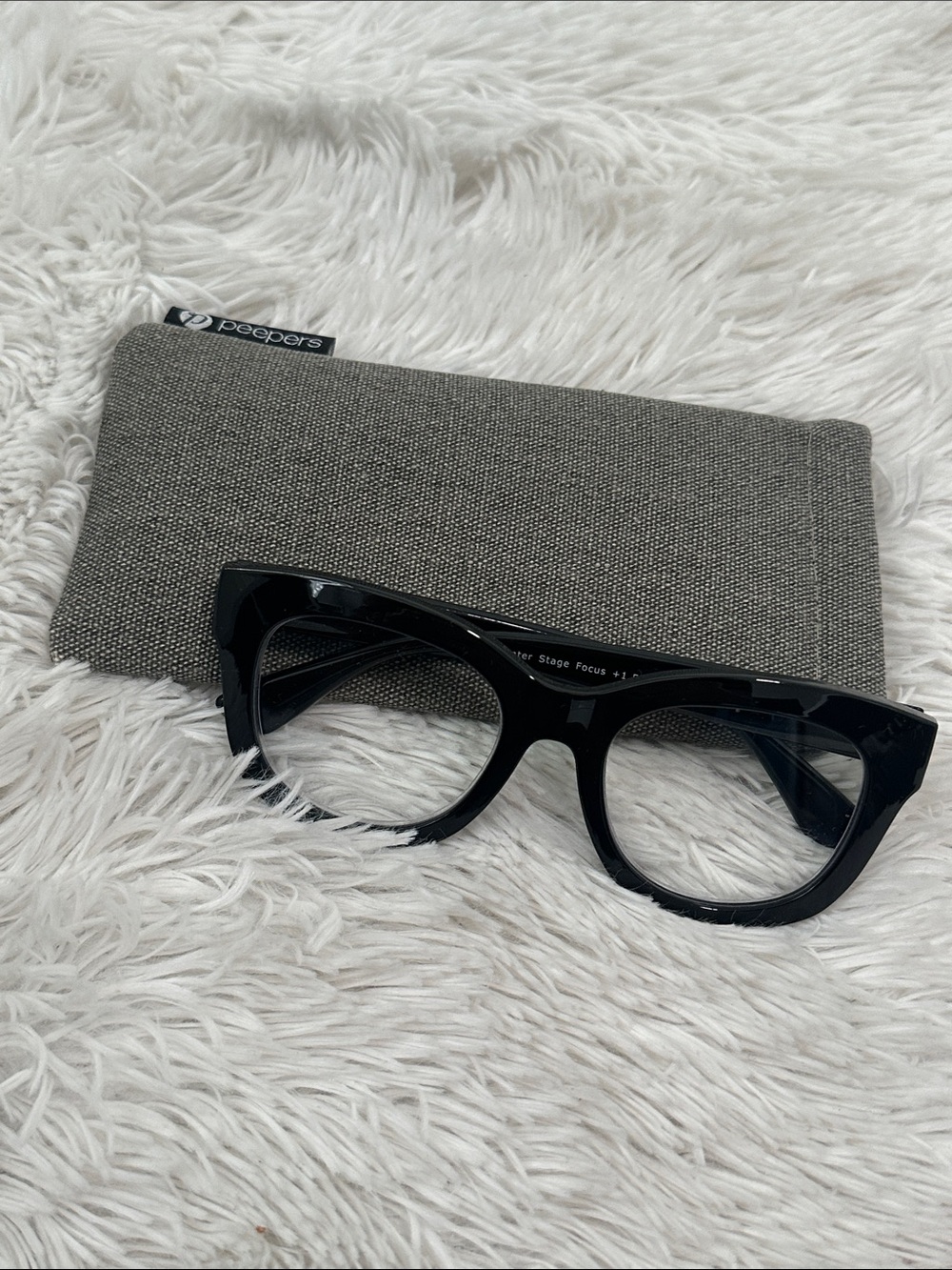 🚗 Peepers +1.50 Reading Glasses with Case